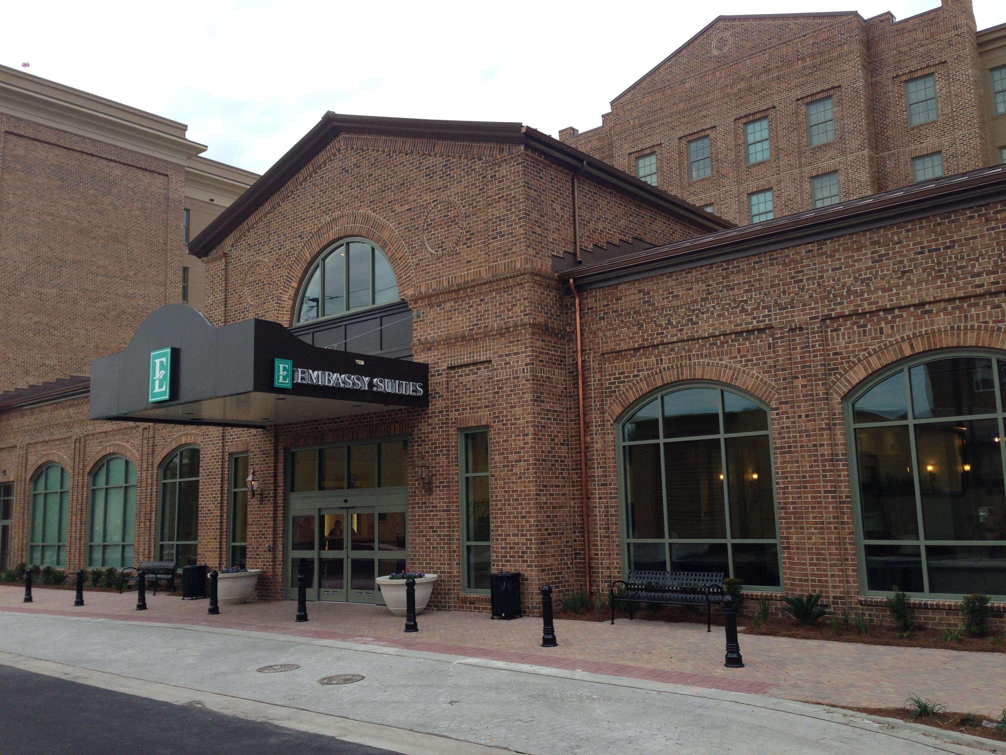 Embassy Suites Savannah Historic District Esterno foto